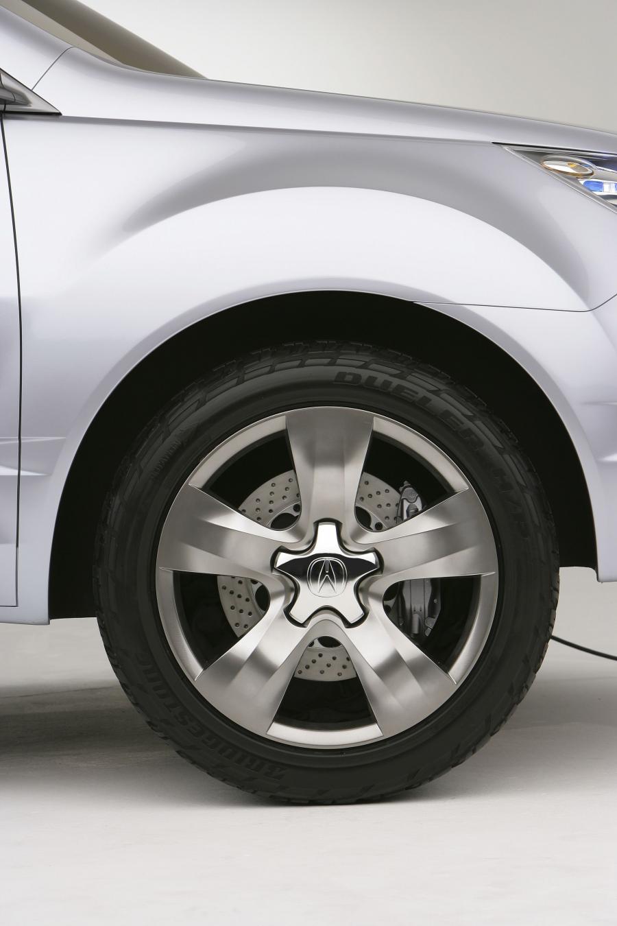 Колеса Acura MD-X Concept (YD2) 2006 года  (фото 15 из 24)
